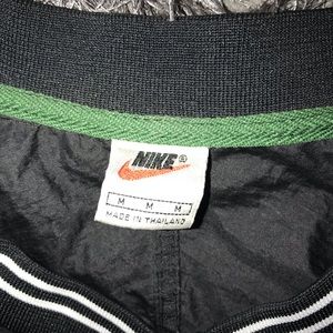 Nike windbreaker shirt